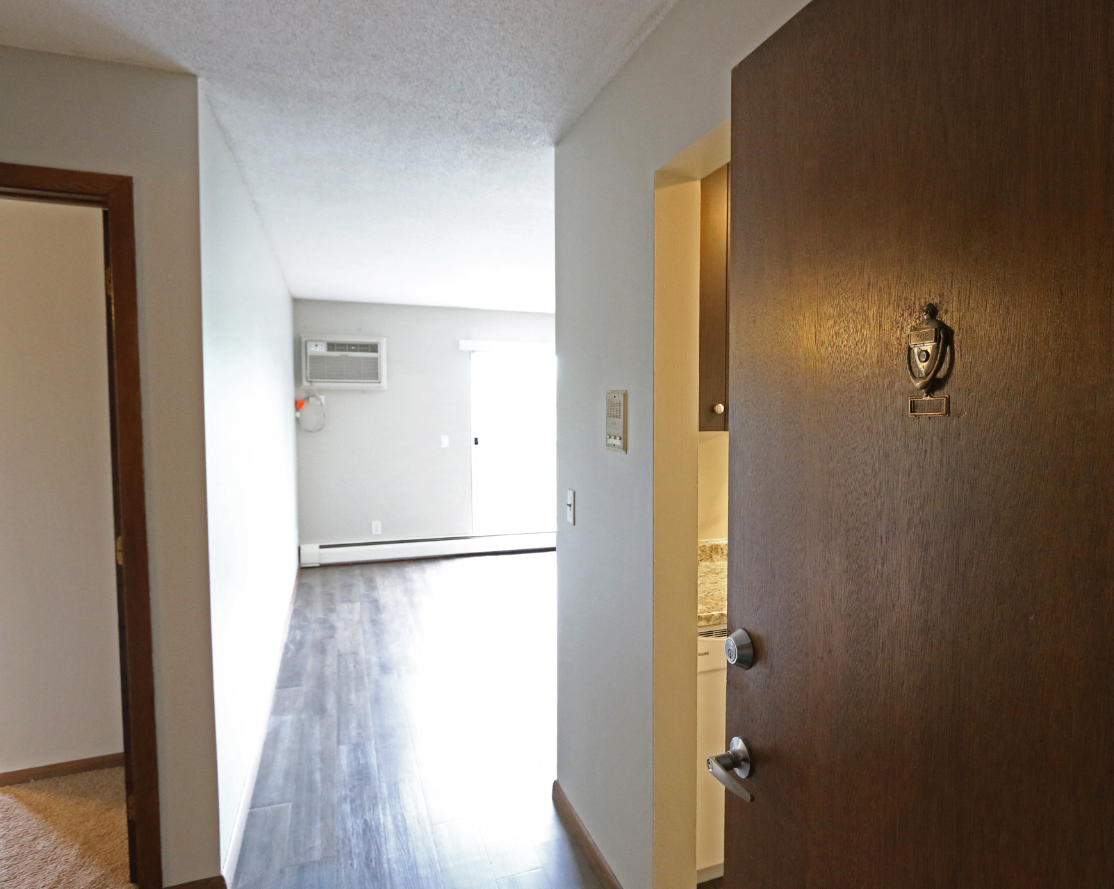 Edina Manor Apartments Image 22